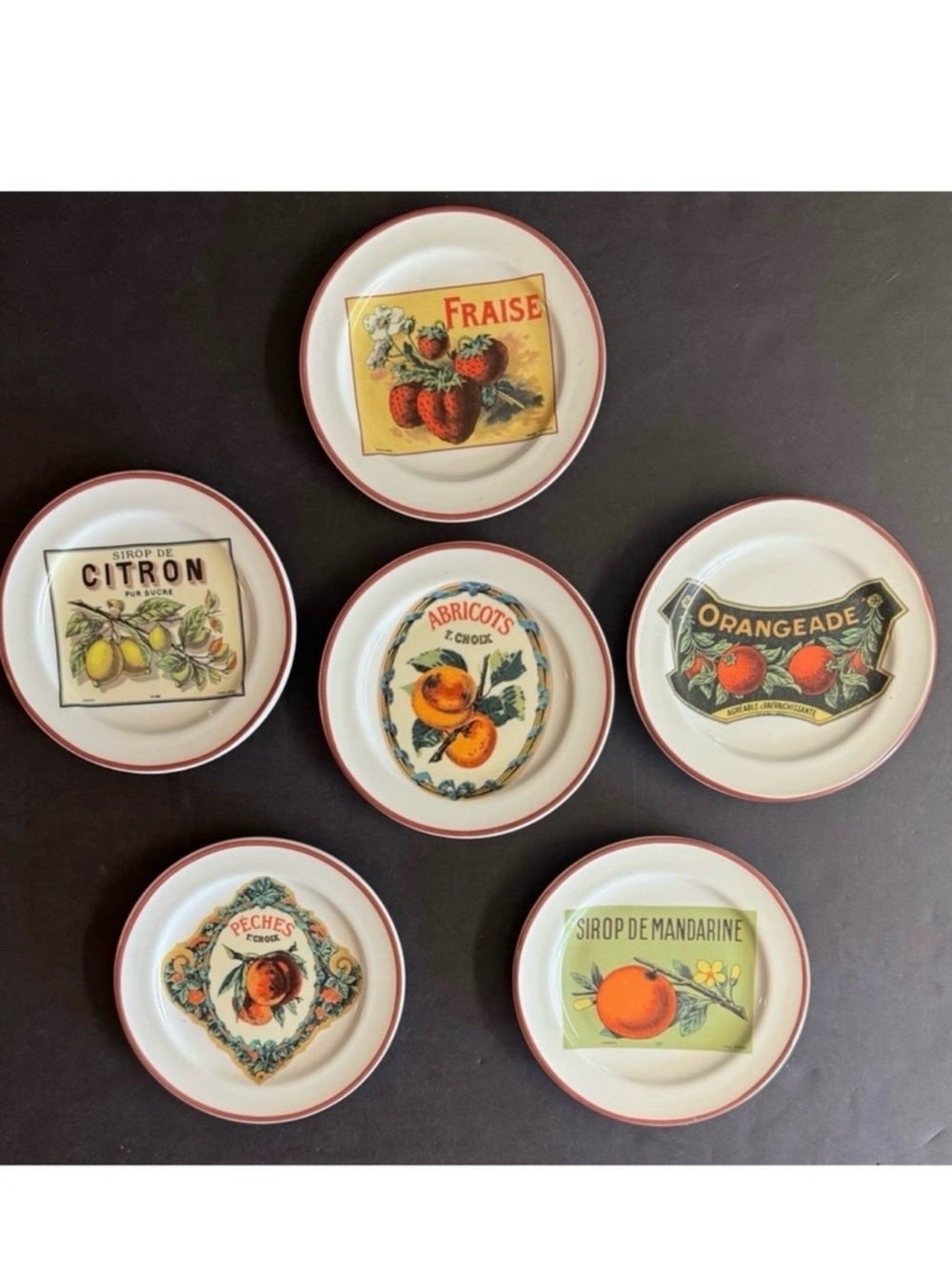 6 Williams Sonoma Harvest Market Fruit appetizer plates.Made in Italy.
